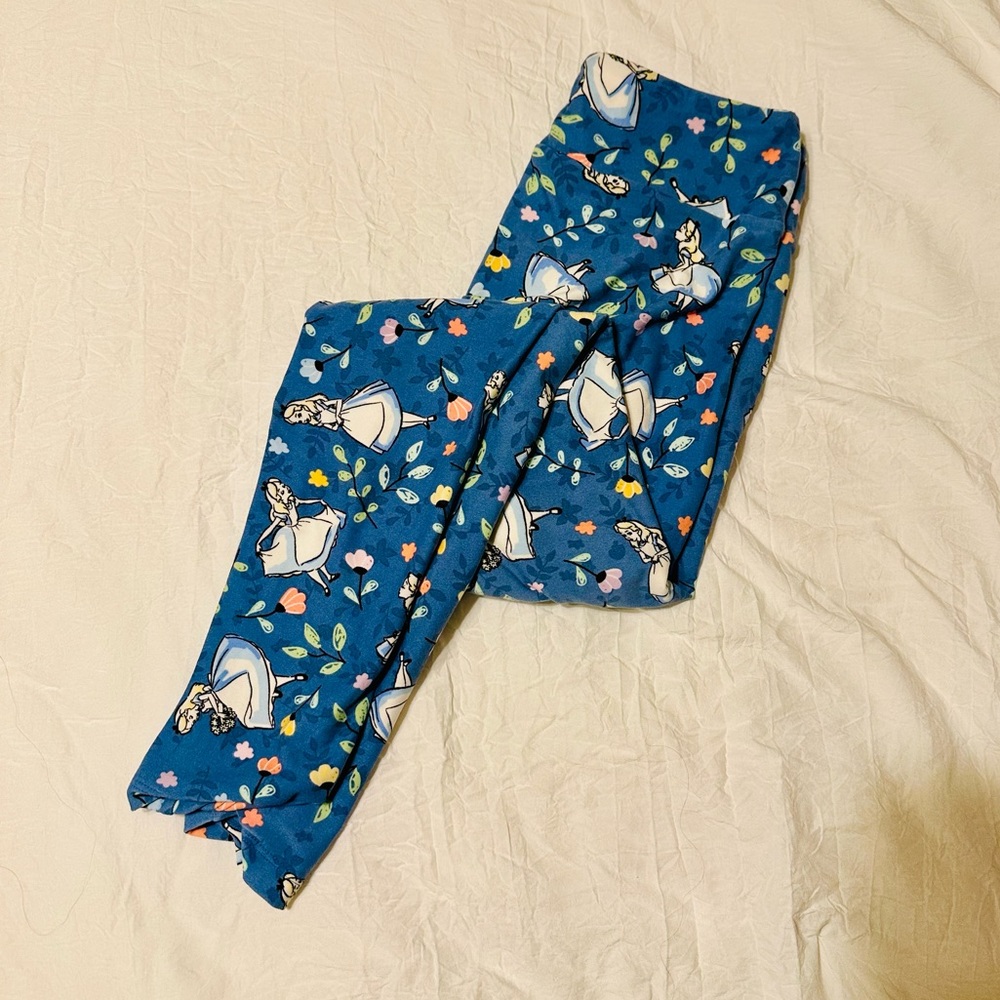 Lularoe Disney Alice in Wonderland leggings